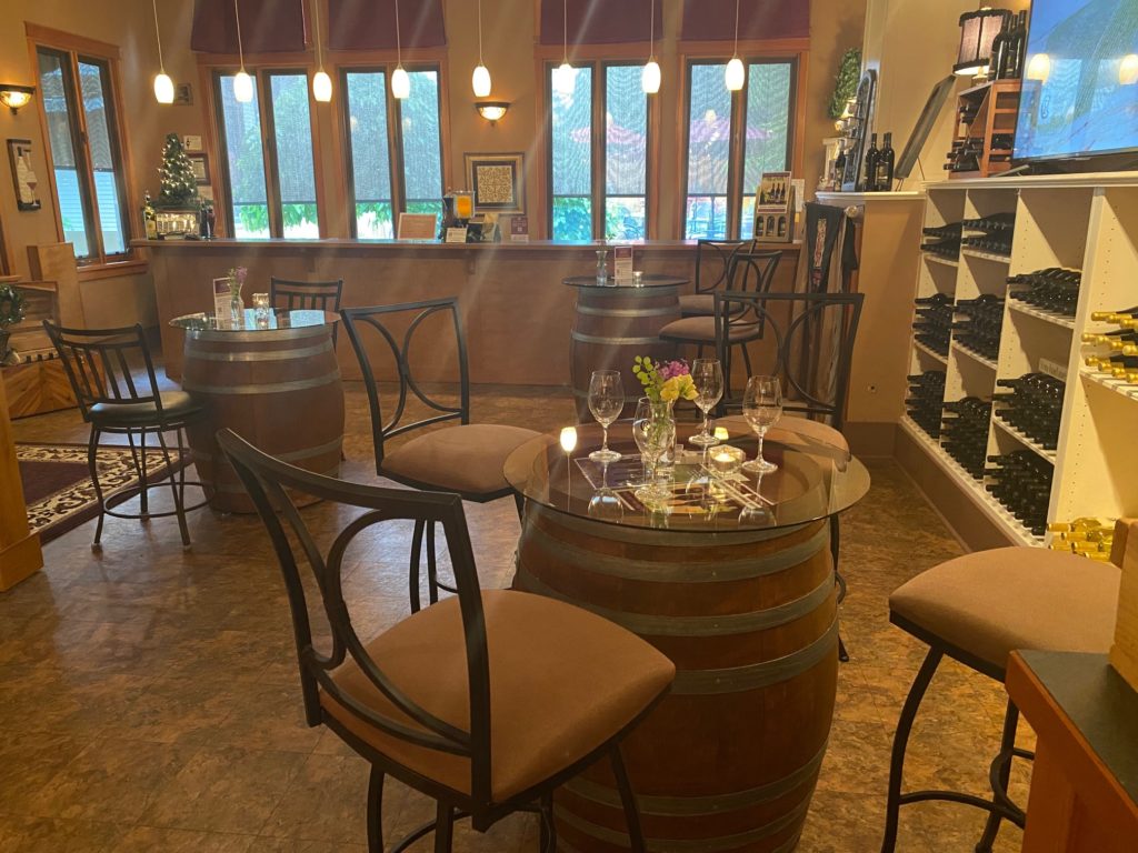 Dundee Tasting Room Columbia Cathedral Ridge Winery